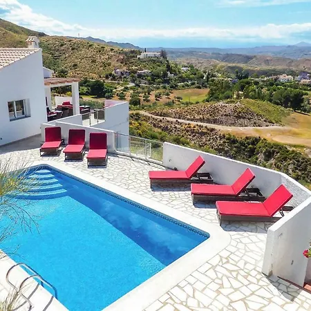 Casa Verde * El Cortijo Grande